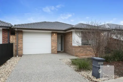 7 Henna Ave, Greenvale, VIC 3059