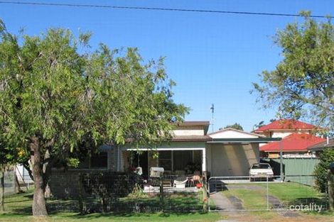 40 Paul St, Umina Beach, NSW 2257