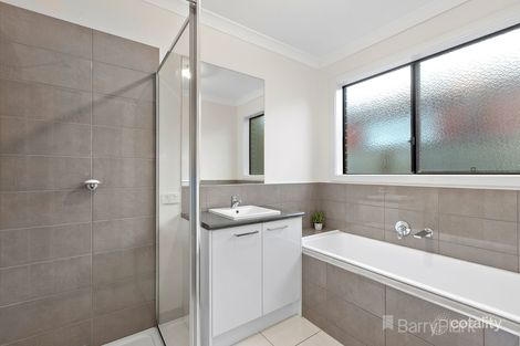 Property photo of 45 Willowtree Drive Pakenham VIC 3810