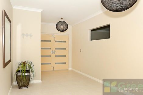 Property photo of 24 Heyerdahl Way Dudley Park WA 6210