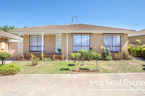17 Burnbank Cl, Lake Wendouree, VIC 3350