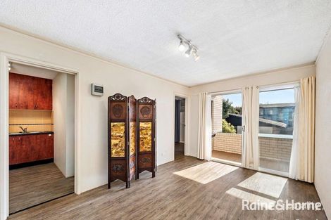 Property photo of 33/58 Bennelong Crescent Macquarie ACT 2614