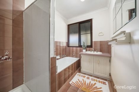 Property photo of 14 Elizabeth Street Withcott QLD 4352