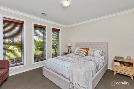 Property photo of 50 Strickland Drive Boorooma NSW 2650