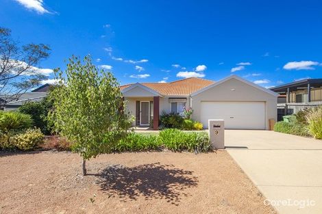Property photo of 9 Colverwell Crescent Jerrabomberra NSW 2619