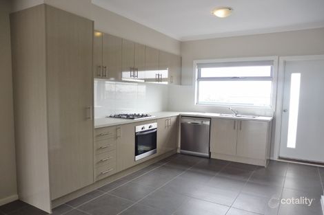Property photo of 4 Rocket Lane Cranbourne North VIC 3977