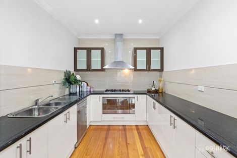 Property photo of 15 Forest View Bundoora VIC 3083