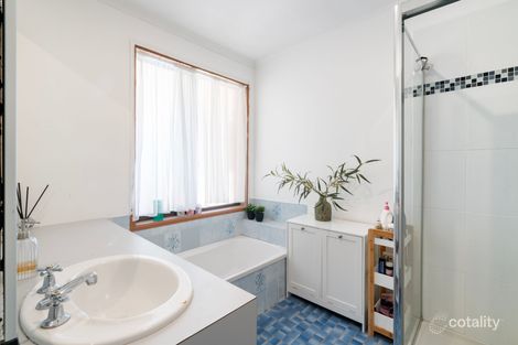 Property photo of 13 Valley View Drive West Albury NSW 2640