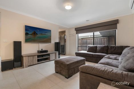 Property photo of 19 Watergum Way Wallan VIC 3756
