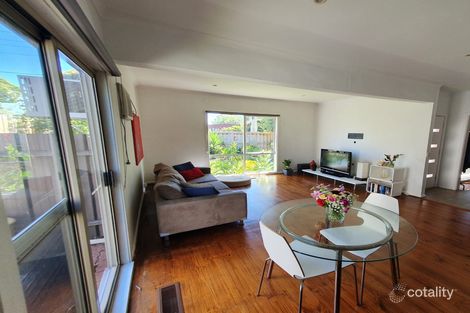 Property photo of 2 East Road Seaford VIC 3198