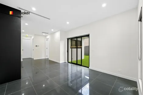 Property photo of 3 Split Close Prestons NSW 2170