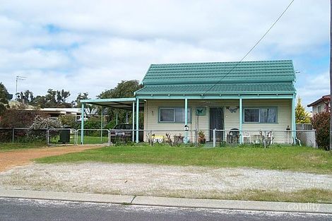 27 Wittenoom St, Collie, WA 6225