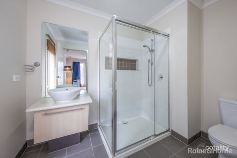 Property photo of 4 Agar Place Sunbury VIC 3429