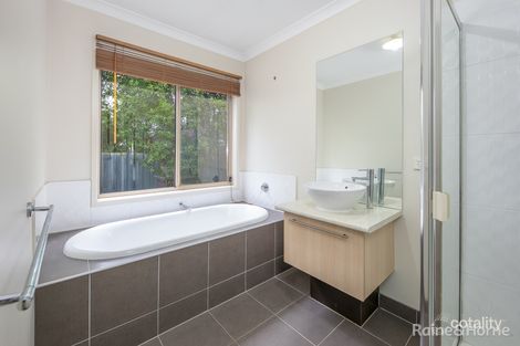 Property photo of 4 Agar Place Sunbury VIC 3429