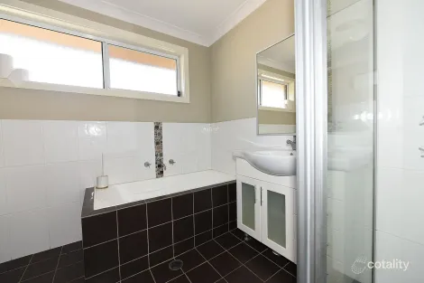 Property photo of 39 Turvey Crescent St Georges Basin NSW 2540