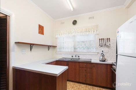 Property photo of 36 Daff Avenue Hampton East VIC 3188