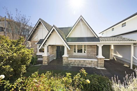 Property photo of 1 Maturin Road Glenelg SA 5045