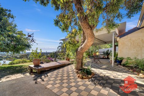 Property photo of 27 Derry Avenue Mount Nasura WA 6112