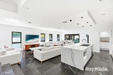 Property photo of 6 Nathan Crescent Dean Park NSW 2761