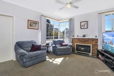 Property photo of 4 Huntington Street Wendouree VIC 3355