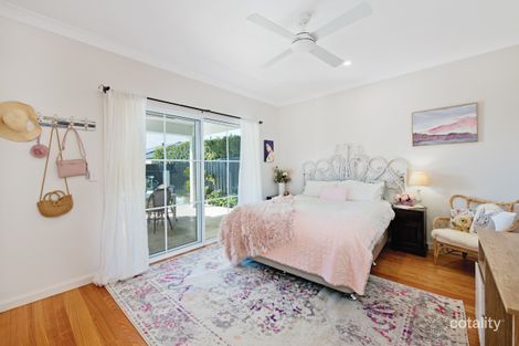 8 Summer Cct, Lake Cathie, NSW 2445