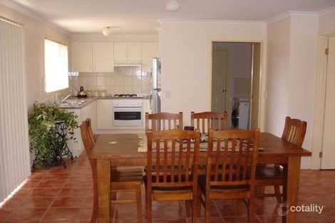 Property photo of 2/58 Rowes Road Werribee VIC 3030