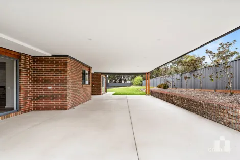 Property photo of 27 Heritage Drive Broadford VIC 3658