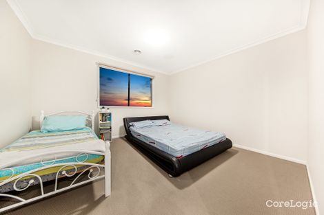 Property photo of 22 Yates Avenue Truganina VIC 3029