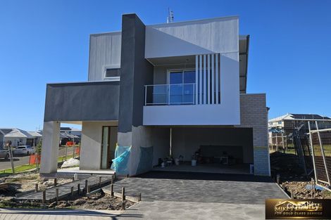 98 BROTHERIDGE AVE, CALDERWOOD, NSW 2527
