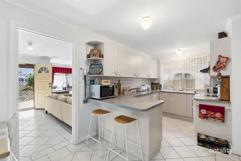 Property photo of 2 Ida Street Murray Bridge SA 5253