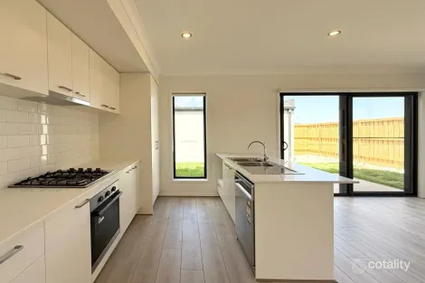 355 Brossard Rd, Mickleham, VIC 3064