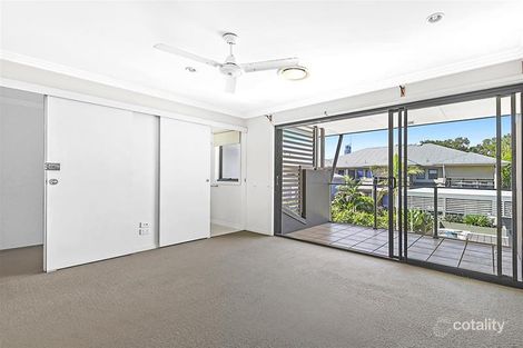 Property photo of 4/45 Bundall Road Surfers Paradise QLD 4217