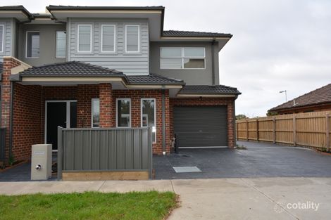 2/10 Emily St, St Albans, VIC 3021