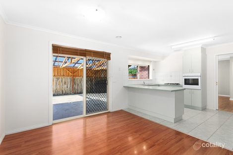 Property photo of 8 Claire Close Pakenham VIC 3810