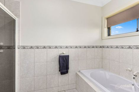 Property photo of 18 Dalkeith Drive Mount Gambier SA 5290