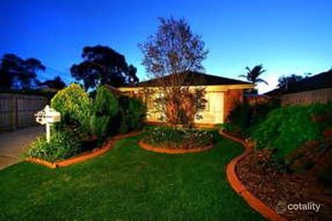 Property photo of 11 Jamie Close Cranbourne VIC 3977