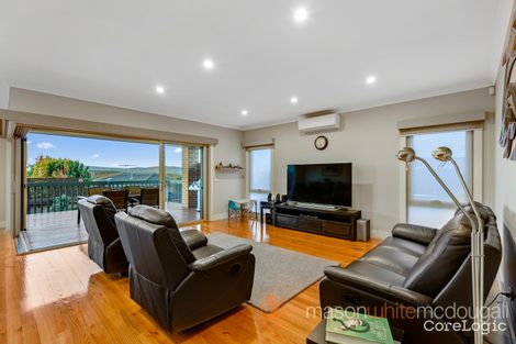 Property photo of 20 Sugar Gum Drive Doreen VIC 3754