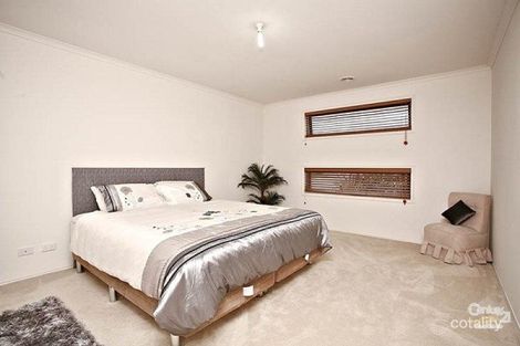 Property photo of 9 Maor Drive Pakenham VIC 3810