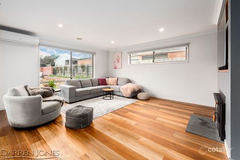 Property photo of 22 Ovens Circuit Whittlesea VIC 3757