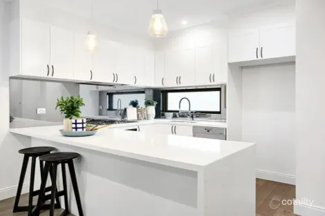 Property photo of 2/12 Francesca Street Mont Albert North VIC 3129