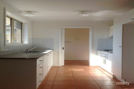 Property photo of 19 Oakbank Avenue Mill Park VIC 3082