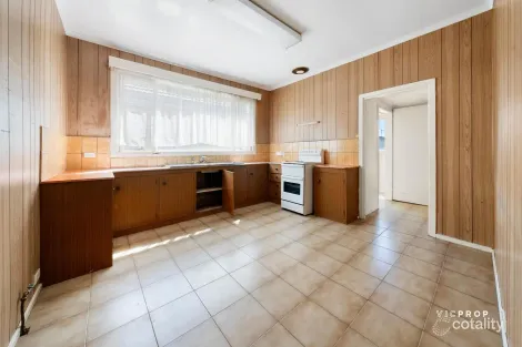 Property photo of 46 Lester Avenue St Albans VIC 3021