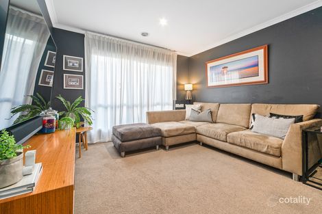 Property photo of 8 Canopy Grove Cranbourne East VIC 3977