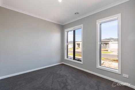 Property photo of 41 Pottery Avenue Point Cook VIC 3030