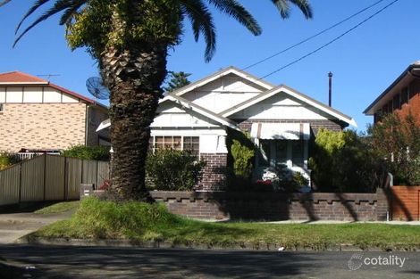 32 Eighth Ave, Campsie, NSW 2194