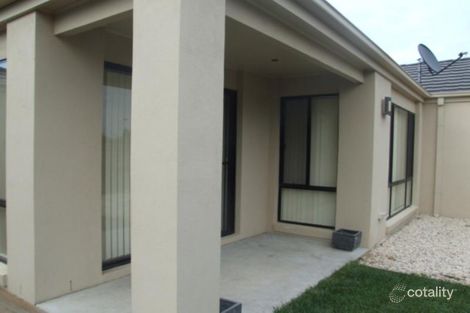 Property photo of 77 Greenfield Drive Traralgon VIC 3844