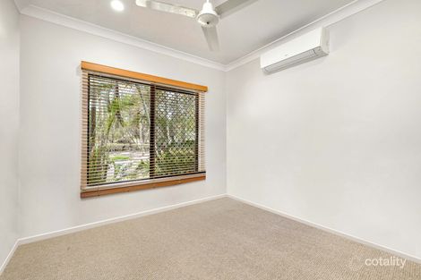 Property photo of 13 Flagstone Terrace Smithfield QLD 4878