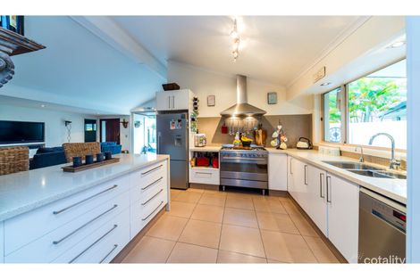 Property photo of 24 Okinya Street Biggera Waters QLD 4216