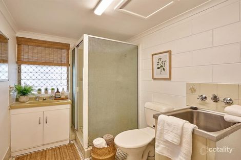 Property photo of 1/8 Maytown Close Manoora QLD 4870