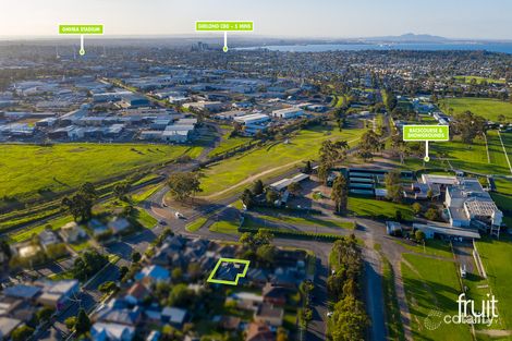 3/2 Cosgrove St, Breakwater, VIC 3219